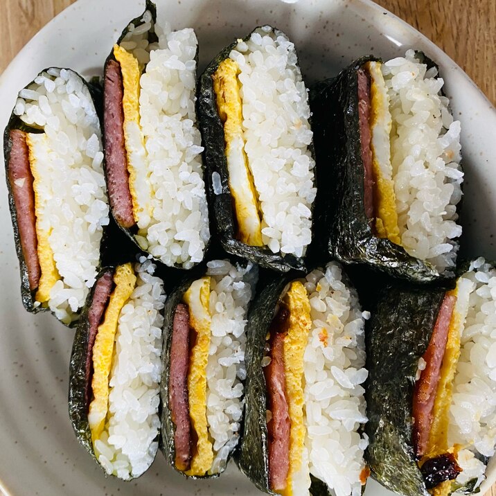 照り焼きスパムおにぎり レシピ 作り方 By Kimuキッチン O 楽天レシピ 照り焼きスパムおにぎり レシピ 作り方 By Kimuキッチン O 楽天レシピ